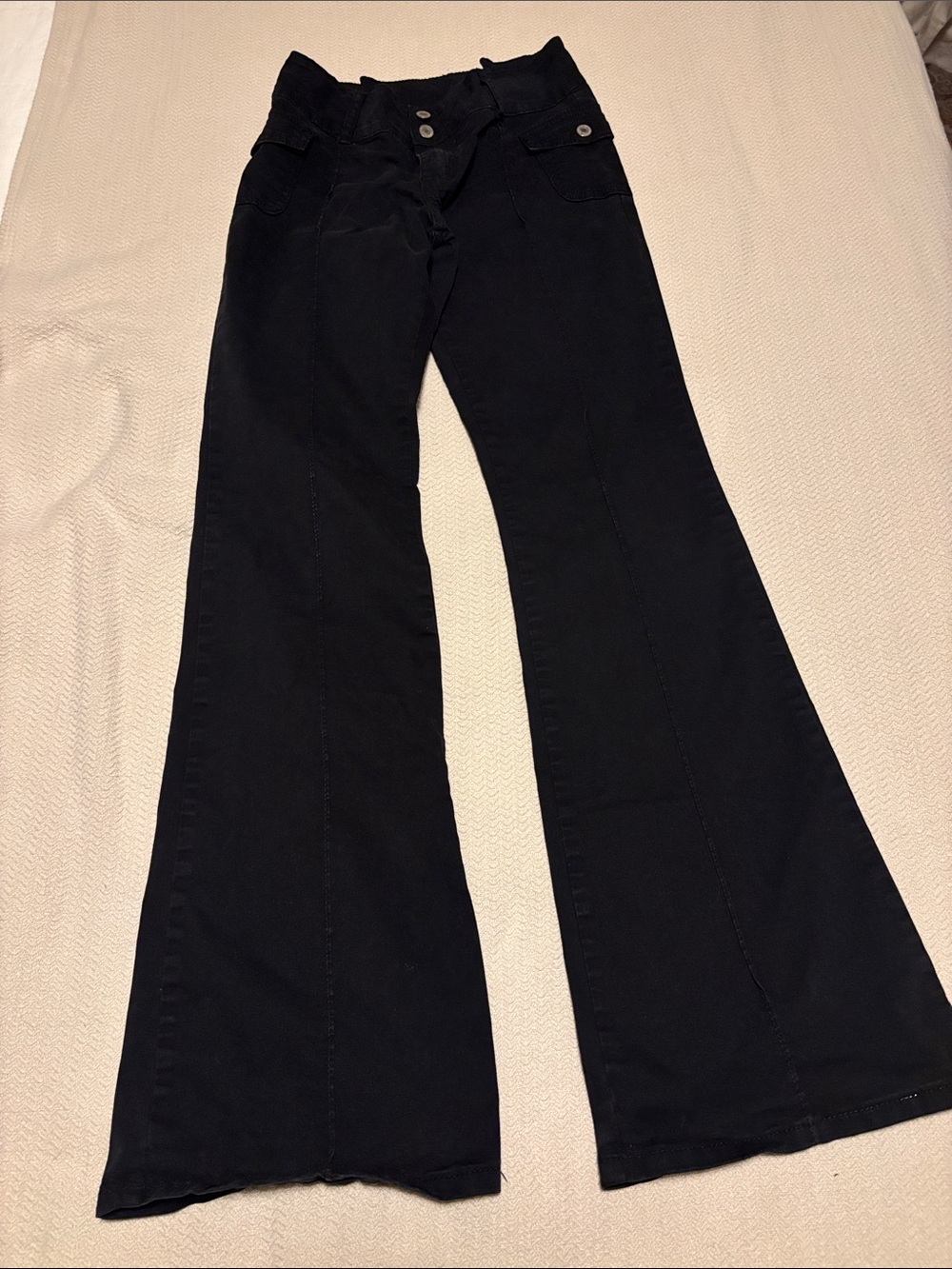 Brandy Melville Black Flared High-Rise Jeans. j galt